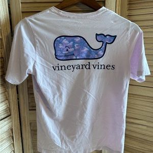 Vineyard vines t-shirt